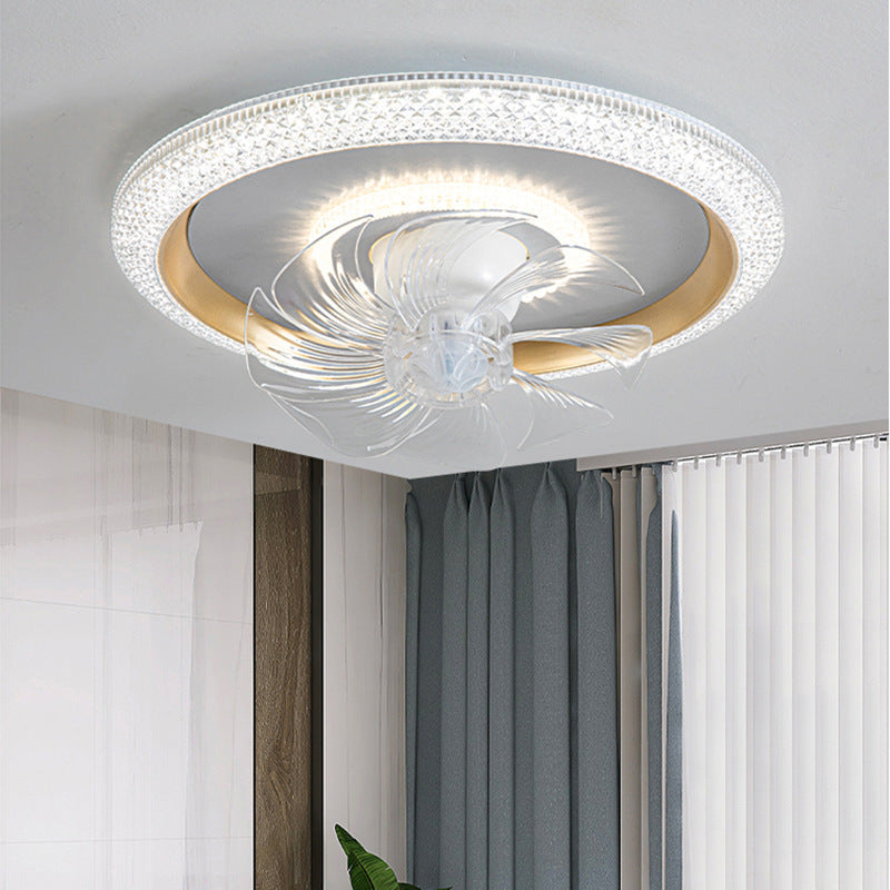 New LED ceiling fan light with oscillating head, perfect for master bedroom and children's room. Modern minimalist lighting and fan integrated.